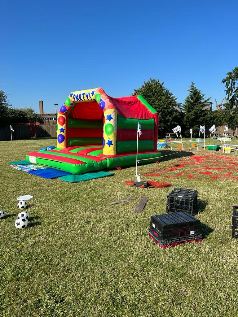 Party Theme Bouncy Castle image 3